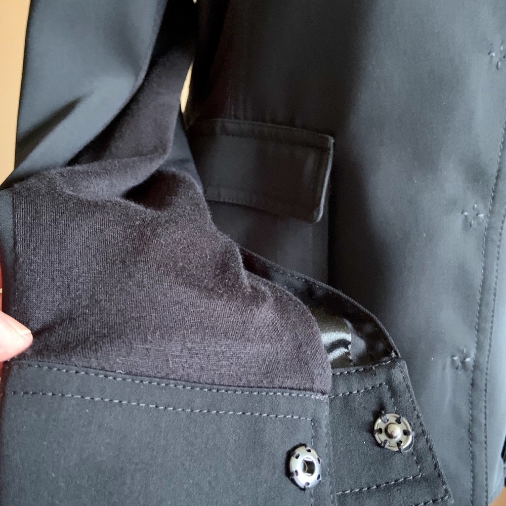 Tahari mixed fabric black jacket - Picture 7 of 10